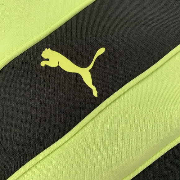 Women fitted Puma SHINY Black And Yellow Track Jacket  Sz L EUC !! - Picture 3 of 7